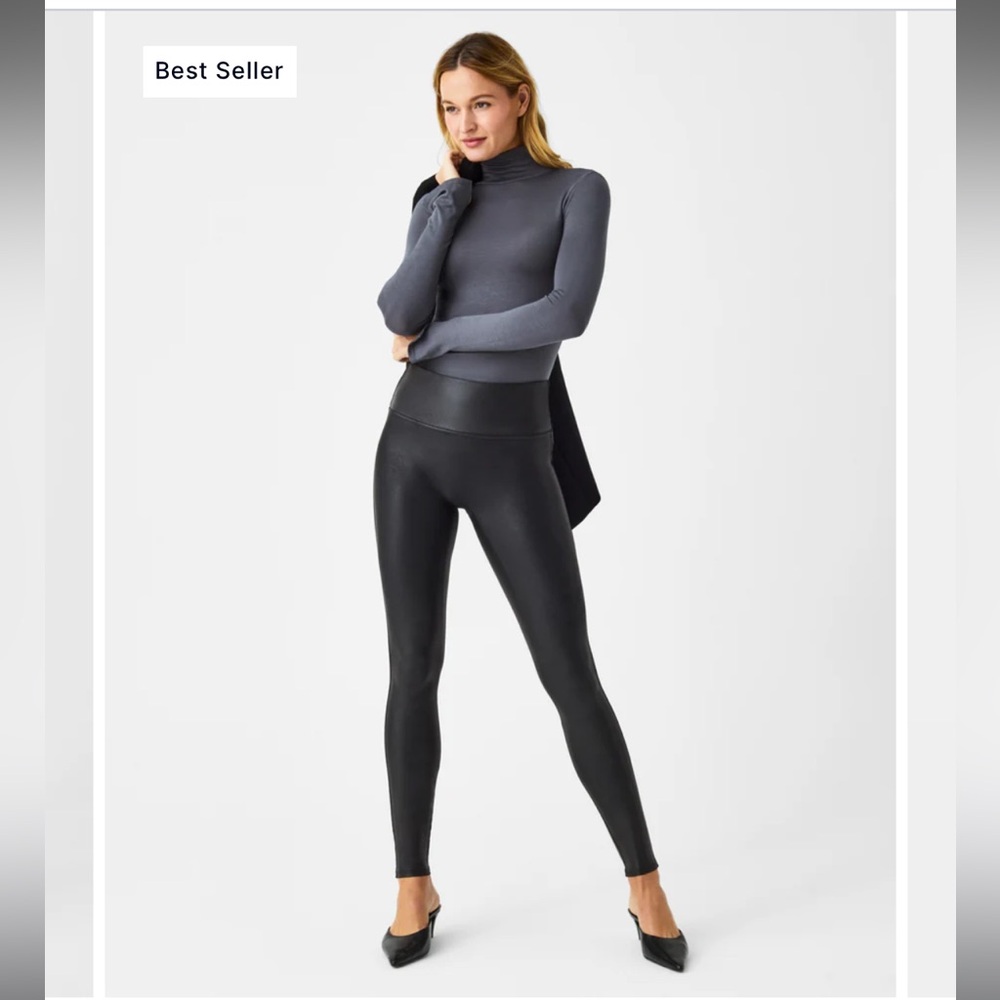 SPANX faux leather crop shapewear leggings size s